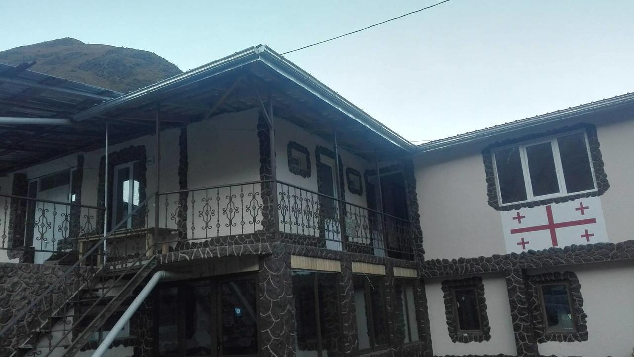 Guest House Sabauri Stepancminda Zewnętrze zdjęcie